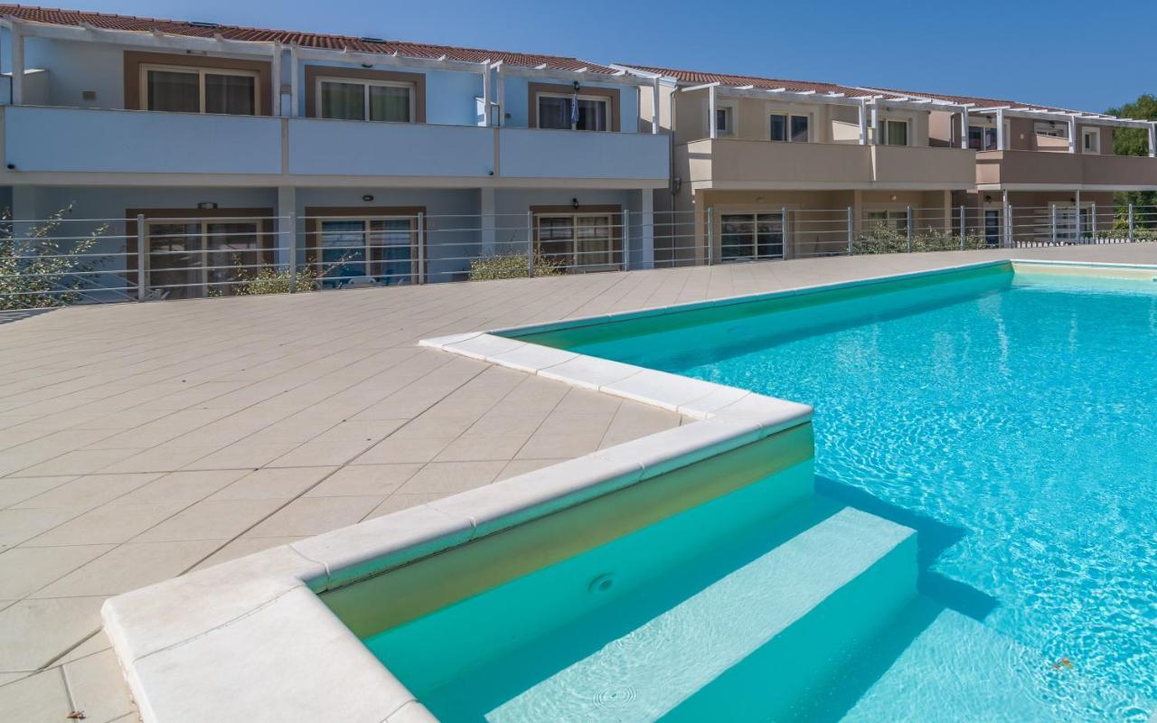 Villetta Morello Climatizzata Con Giardino Privato Viddalba Экстерьер фото